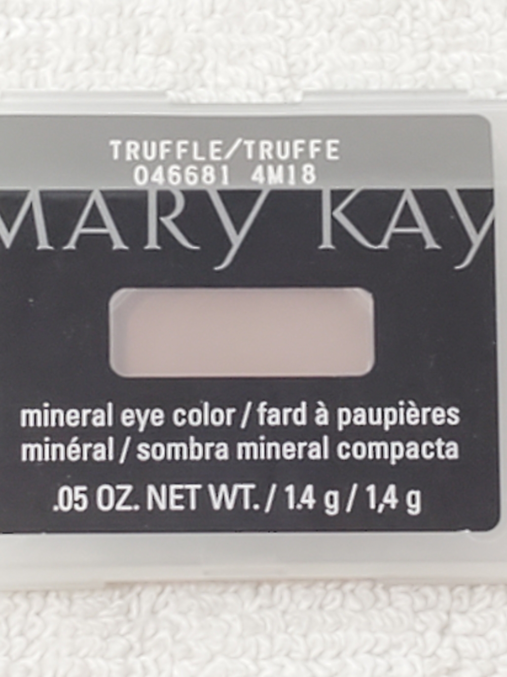 Mary Kay Mineral Eye Shadow — Soft Taupe Truffle